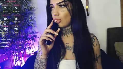 Sophie online show from 18, 4, 2026