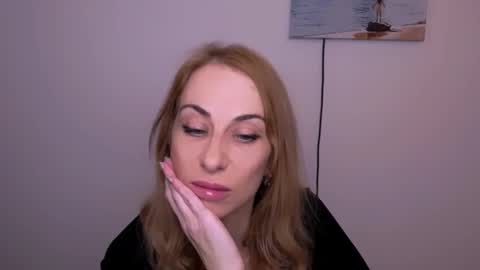 Snapshot of create_your_own_sun chatting on 14, 10, 2025 Lera online show from 14, 10, 2025