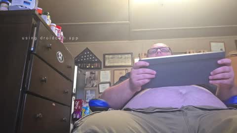 Snapshot of creeeping_death chatting on 4, 5, 2026 The hopeless romantic online show from 4, 5, 2026