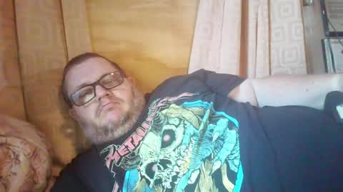 Snapshot of creeeping_death chatting on 29, 5, 2026 The hopeless romantic online show from 29, 5, 2026