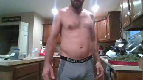 Creeksidecouple online show from 13, 10, 2025