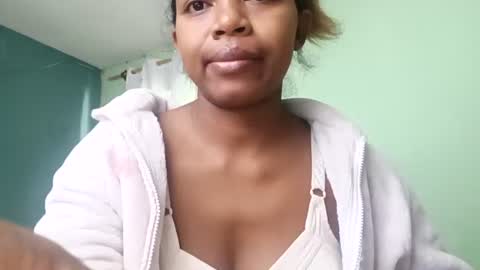 Snapshot of cretingcathy chatting on 3, 7, 2026 cretingcathy online show from 3, 7, 2026