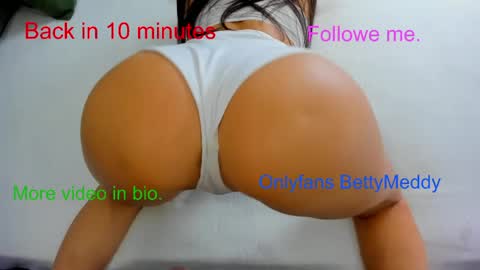 Gold Couple online show from 1, 4, 2026