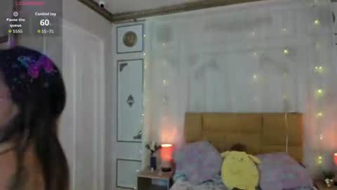 Snapshot of cris_milk chatting on 27, 7, 2026 Cris Milk online show from 27, 7, 2026