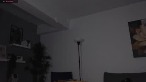 cris_tinne online show from 24, 12, 2024