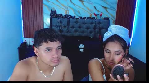 CRISANDMERY online show from 27, 11, 2025