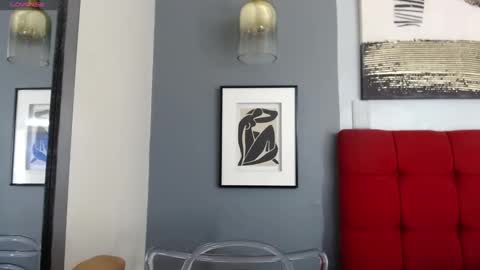 Cris Evanz online show from 4, 3, 2025