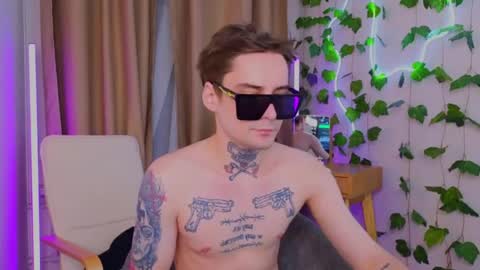 Chris online show from 17, 4, 2026