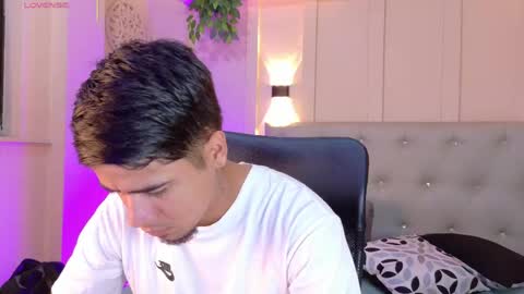 Snapshot of criss_hardcock_ chatting on 1, 6, 2026 criss_hardcock_ online show from 1, 6, 2026