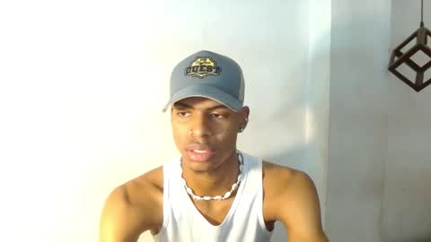 criss_zuri online show from 17, 10, 2025