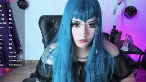 Cris online show from 2, 2, 2025