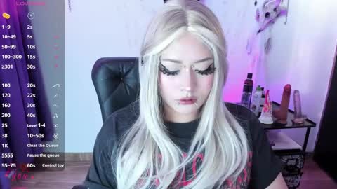 Cris online show from 8, 3, 2025