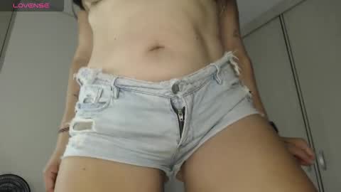 Cristal  online show from 10, 9, 2025