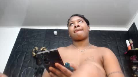 Snapshot of cristal_smith06 chatting on 18, 5, 2026 Hanna online show from 18, 5, 2026