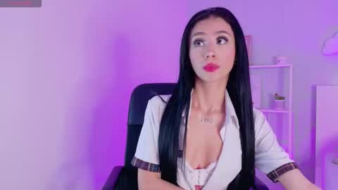 Nicole  Connection time 220pm-910pmCol online show from 9, 1, 2026