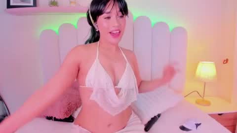 Snapshot of cristalhorny_69 chatting on 19, 7, 2026 Cristal online show from 19, 7, 2026