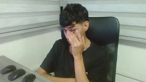 Snapshot of cristhian_slytherin chatting on 27, 9, 2025 cristhian online show from 27, 9, 2025