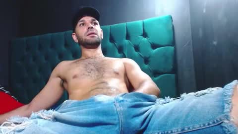 Snapshot of cristian_hot9 chatting on 17, 2, 2025 cristian hot9 online show from 17, 2, 2025