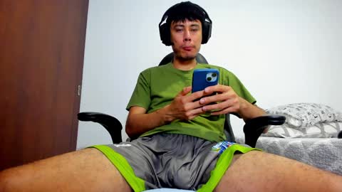 Snapshot of cristian_ortiz_1 chatting on 1, 4, 2026 Cristian online show from 1, 4, 2026