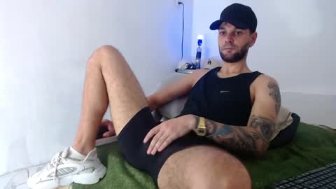 Snapshot of cristianhot125 chatting on 24, 5, 2026 cristianhot125 online show from 24, 5, 2026