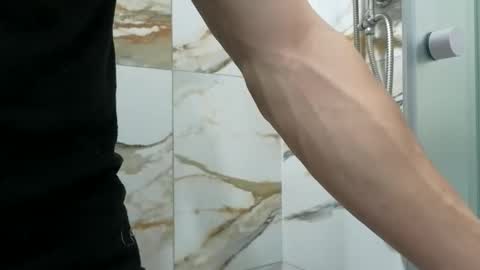 CristianoHailey online show from 18, 4, 2026