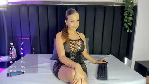 cristina_joy online show from 2, 12, 2025