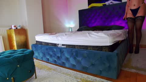 Snapshot of cristinavinci chatting on 28, 1, 2025 CristinaVinci online show from 28, 1, 2025