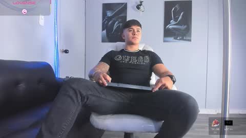 Snapshot of cristopher_strong chatting on 9, 2, 2026 Cristopher online show from 9, 2, 2026