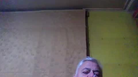 Snapshot of crmperez chatting on 11, 7, 2026 crmperez online show from 11, 7, 2026
