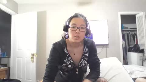 Crownandkat online show from 23, 2, 2026