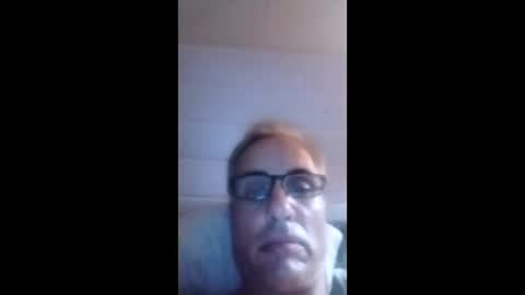 Snapshot of crucut80 chatting on 22, 12, 2025 Crucut online show from 22, 12, 2025