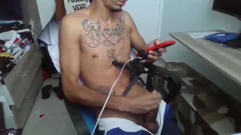 Snapshot of crudosoy chatting on 3, 3, 2026 Carlo online show from 3, 3, 2026