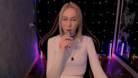 Snapshot of crybambi chatting on 9, 2, 2026 crybambi online show from 9, 2, 2026