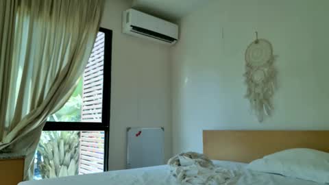 Lin inst lingoodyy online show from 12, 1, 2026