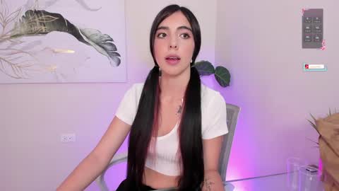 Snapshot of crystal_arlette chatting on 1, 6, 2026 crystal_arlette online show from 1, 6, 2026