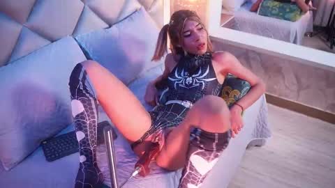 crystal_gilton online show from 26, 3, 2026