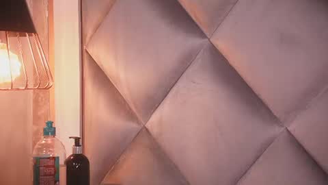 Snapshot of crystal_gilton chatting on 11, 7, 2026 crystal_gilton online show from 11, 7, 2026