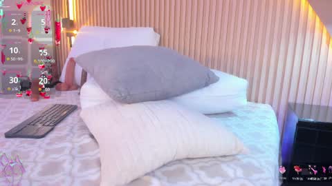 Chris online show from 8, 4, 2026