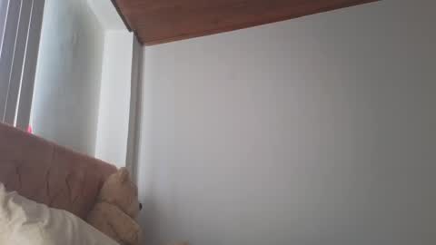 Snapshot of crystal_starx chatting on 9, 10, 2025 Crystal Blaze online show from 9, 10, 2025