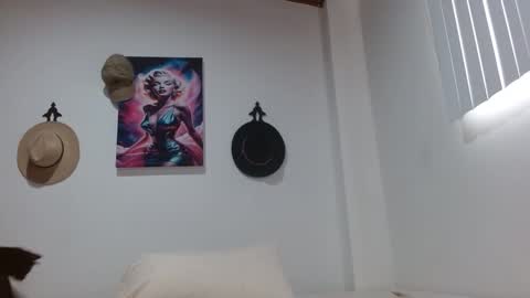 Crystal Blaze online show from 6, 2, 2026