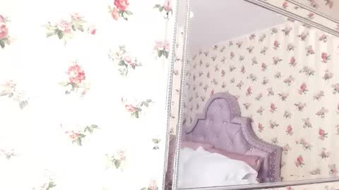 Snapshot of crystal_watson0 chatting on 9, 3, 2026 Milf Latina online show from 9, 3, 2026
