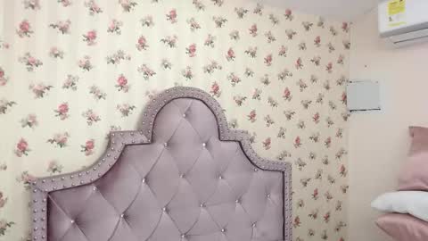 Snapshot of crystal_watson0 chatting on 26, 3, 2026 Milf Latina online show from 26, 3, 2026