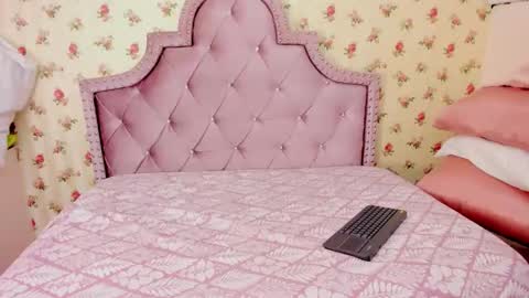 Snapshot of crystal_watson0 chatting on 31, 3, 2026 Milf Latina online show from 31, 3, 2026