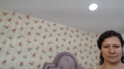 Snapshot of crystal_watson0 chatting on 11, 5, 2026 Milf Latina online show from 11, 5, 2026