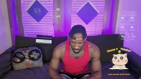 Snapshot of crystalclearstud chatting on 8, 5, 2026 crystalclearstud online show from 8, 5, 2026