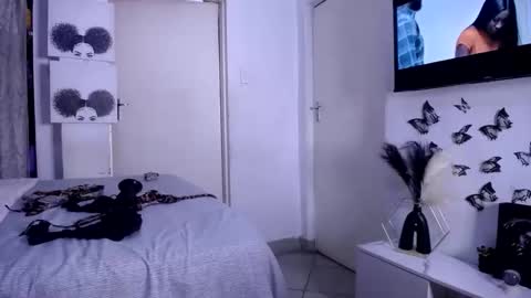 crystaljes online show from 13, 11, 2025