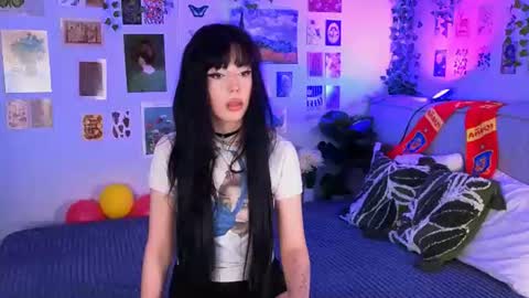 crystall0ve online show from 30, 6, 2026