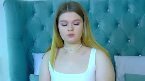 Crystal online show from 18, 1, 2025