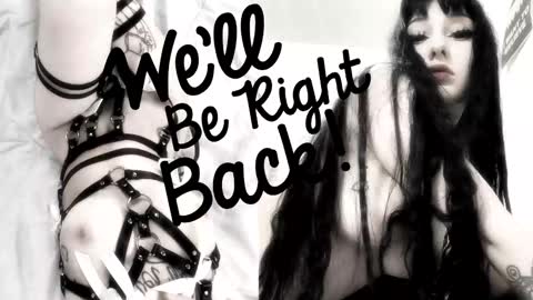 Sasha    Make me moan with patterns   good music here  online show from 2, 12, 2025