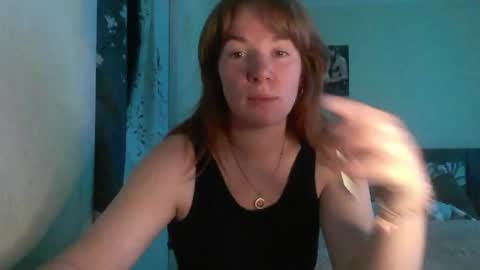 Snapshot of crystalvelvet chatting on 2, 6, 2026 crystalvelvet online show from 2, 6, 2026
